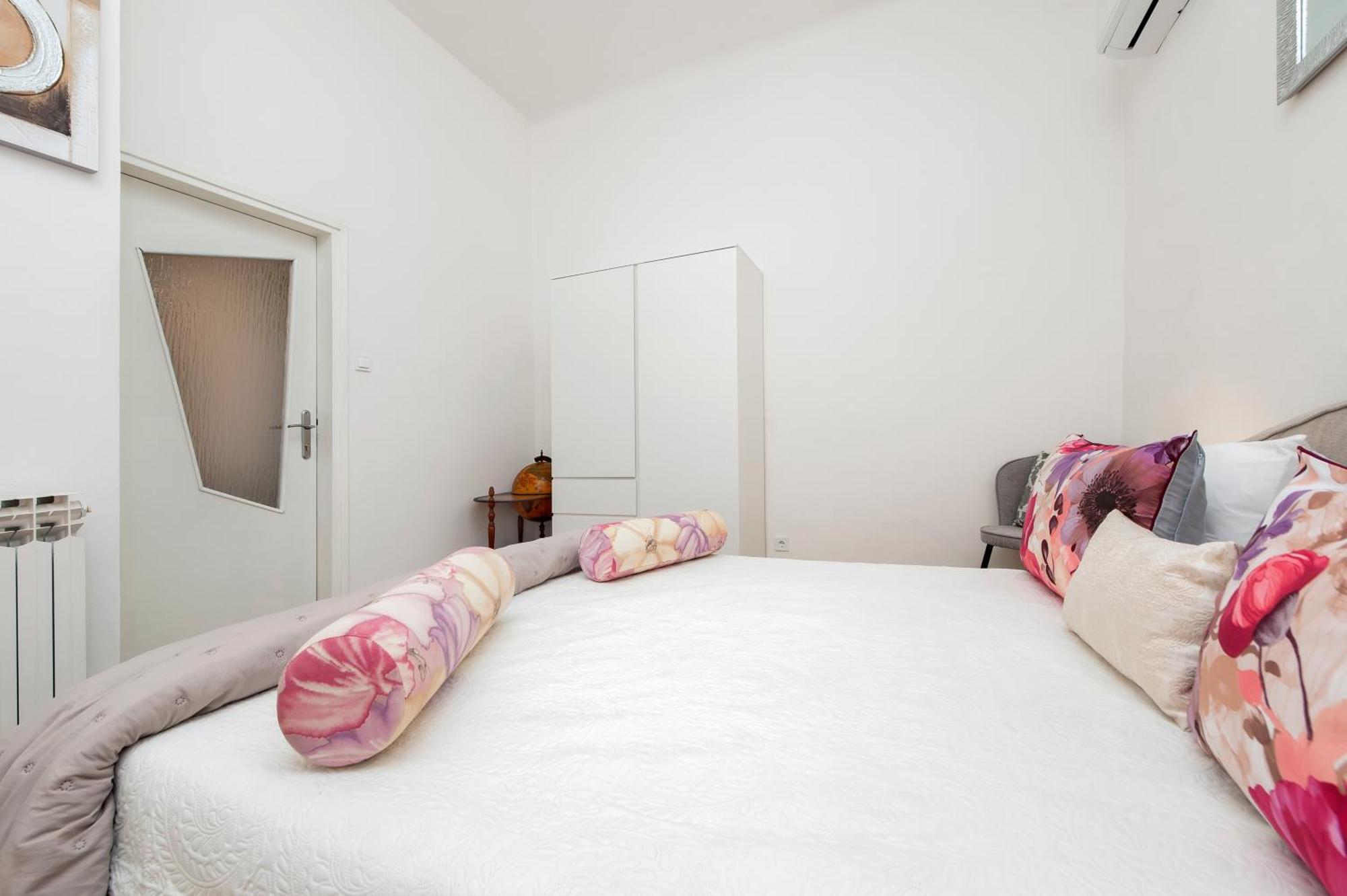 Apartment Rubi Rovinj Luaran gambar